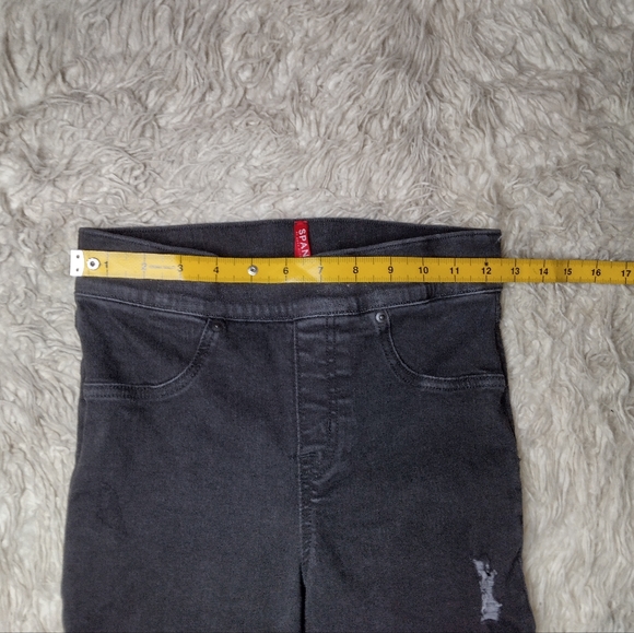 SPANX Vintage Distressed Ankle Skinny Jeans in Vintage Black Size S - Picture 9 of 10